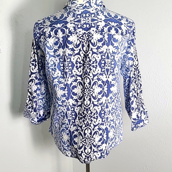 Westbound Shades of Blue & White Patterned Buttondown Top, Size 14 - Picture 7 of 8